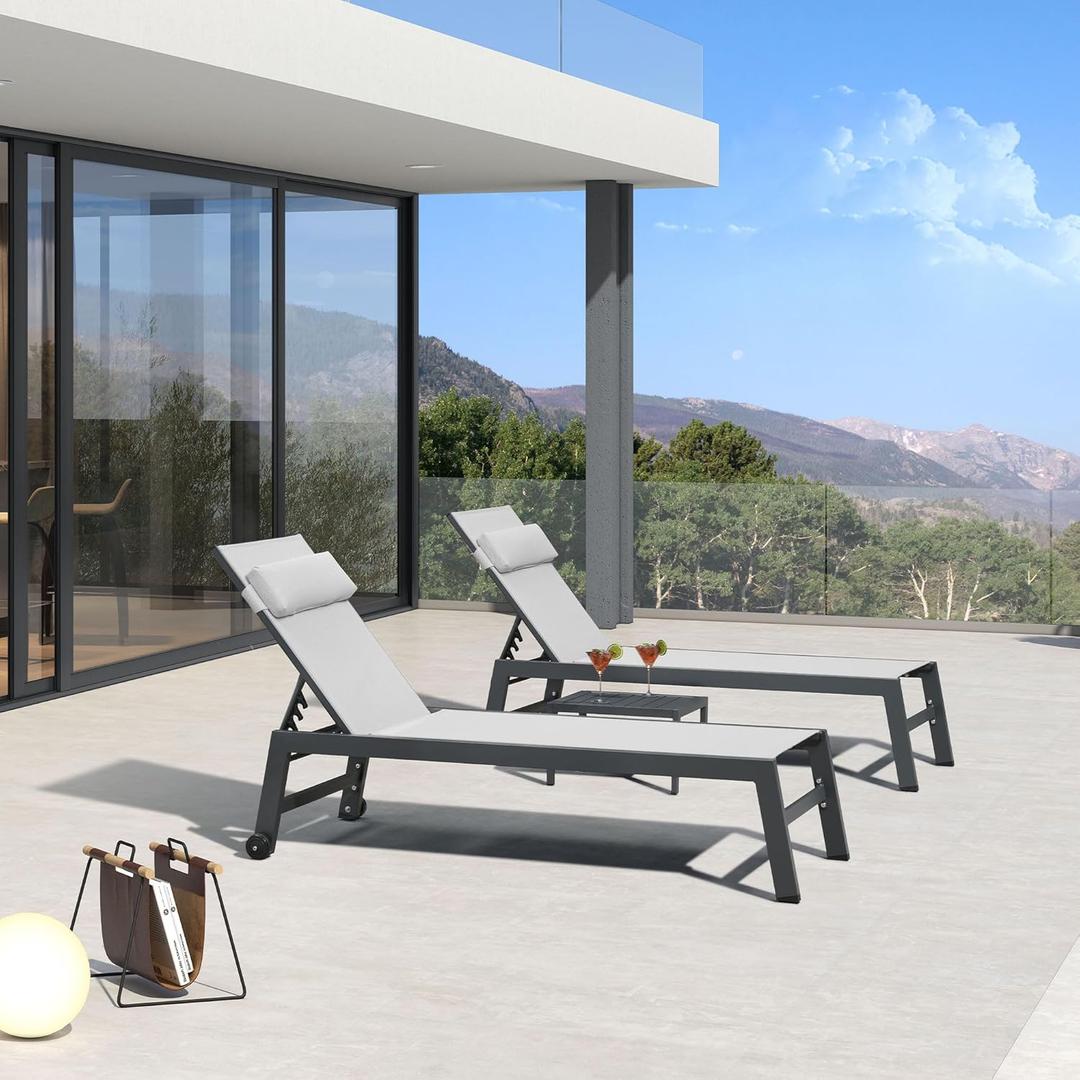 PURPLE LEAF Outdoor Lounge Chair Set of 3 Patio Chaise Pool Lounger Aluminum Frame with Side Table and Wheels for Outside Sunbathing Tanning Recliner Including Pillows White