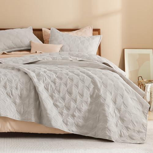 Litanika Oversized King Quilt Bedding Set, 128x120 Inch Super King Linen Comforter Bedspreads Lightweight Bed Coverlets Boho Bedding Cover Decor All Season,3 Pieces (1 Quilt, 2 Pillowcases)