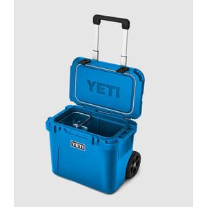 ROADIE 32 WHEELED COOLER Blue