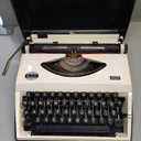 Manual Typewriter,White Traditional Portable Vintage Typewriter Deeply Restored by Craftsmen,Manual Typewriter for Writing,Letters and Vintage Collectible Present,Classic Retro Manual Typewriter