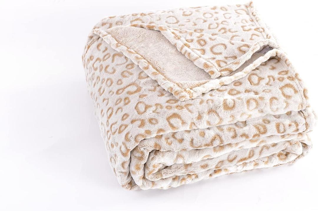 PLEASANT BOULEVARD | Leopard Throw Blanket Fleece, Premium Lightweight Cozy Warm Plush Microfiber Bedspread for Couch Sofa and Bed (Brown, King (108 x 90 inches))