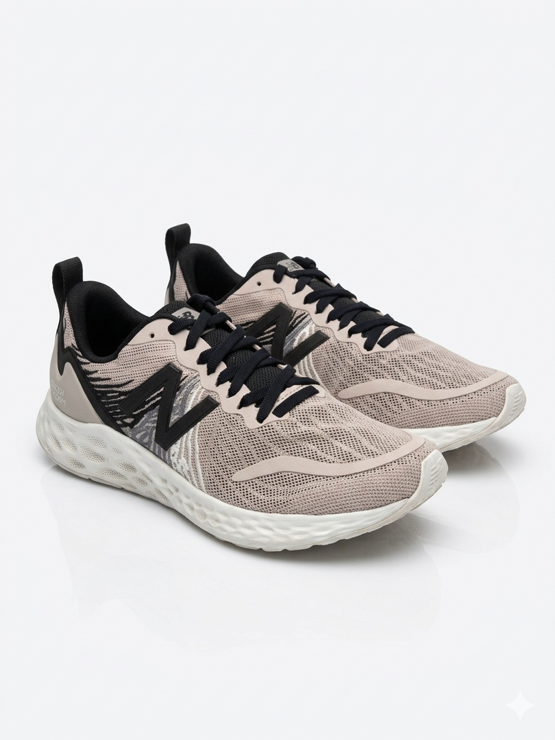 New Balance Women’s Fresh Foam Tempo V1 Shoes, White Birch/Sea Salt/Black, 5 US