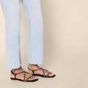 Amazon Essentials Women's Flat Strap Sandals with Memory Foam