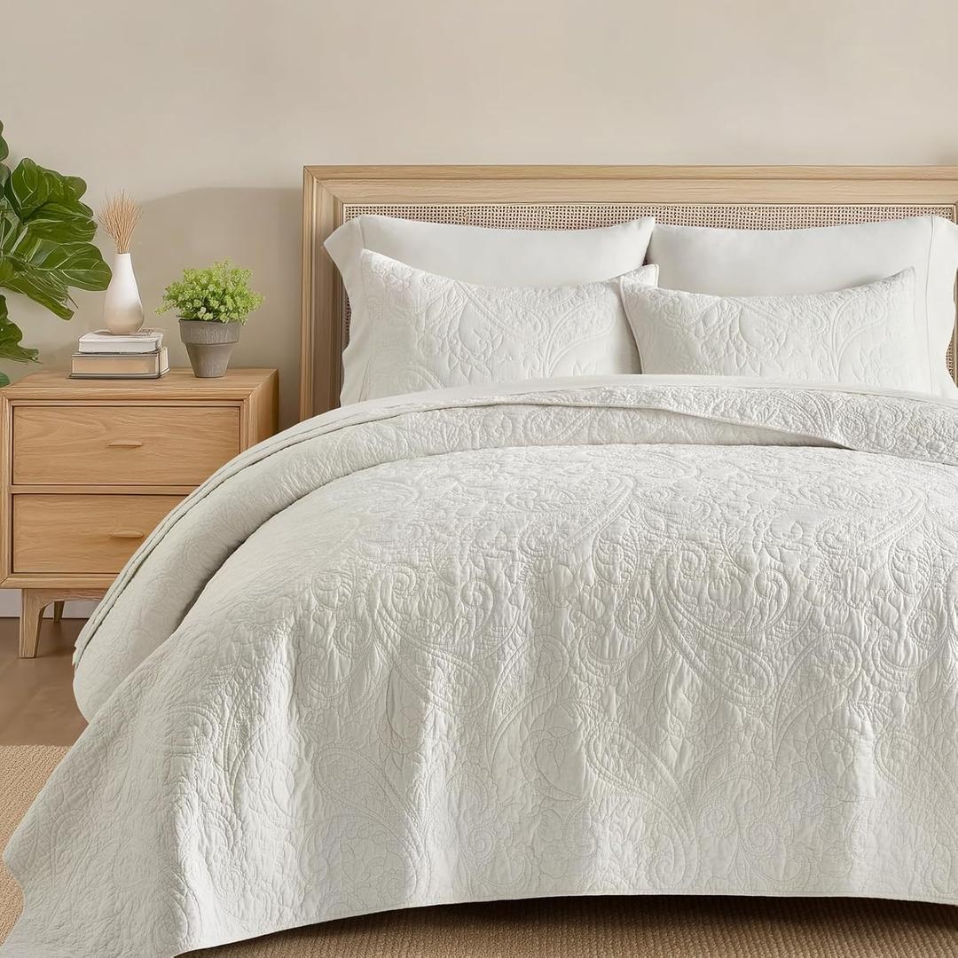 EVERGRACE 100% Cotton Paisley Quilt Set, King Size 3 Piece Set Prewashed Lightweight Bedspread with 2 Shams, Soft & Breathable Matelasse Coverlet for All-Season Comfort, Bright White | Paisley Stitch, 100% Cotton, Pre Washed, Oeko-Tex Certified, Soft, Lightweight