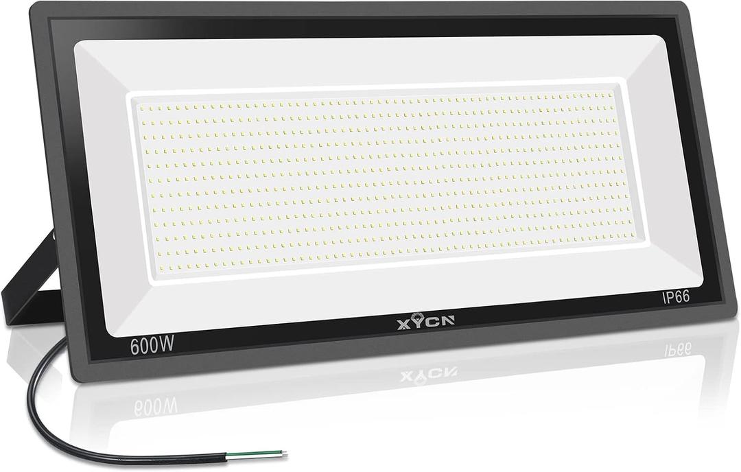 XYCN 600W LED Stadium Flood Lights Outdoor(3050W Equivalent),67500LM Super Bright LED Arena Lights,100-277V IP66 Waterproof 5000K Daylight White Commercial Lighting for Sports Fields and Counts, 600W LED Flood Light 1pack