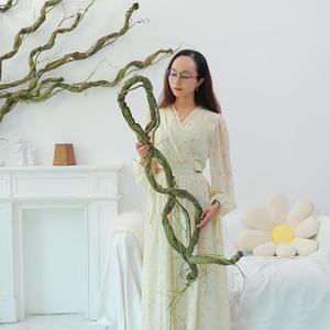 118inch Large Bendable Artificial Wall Hanging Grape Vines Craft Cherry Blossom Greenery Plants Thick Tree Trunk Creeper Wire Branches Twigs Garland For Reptile Climbing Halloween Garden Decoration