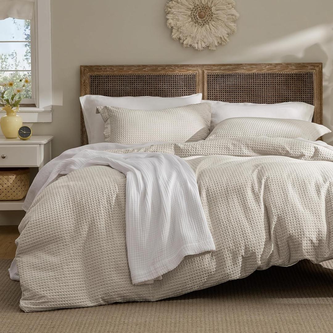 Bedsure Waffle Weave Duvet Cover Queen Size, Luxury, Soft & Breathable Comforter Cover for All Season, 3 Pieces Wrinkle-Resistant Zipper Bedding with 8 Corner Ties, Linen