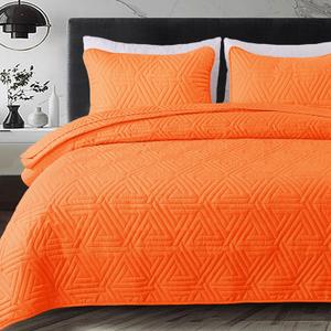 Whale Flotilla Soft Queen Size Quilt Set for All Seasons, 3-Piece Ultrasonic Geometric Quilts Bedding Set, Lightweight Reversible Bedspread, Coverlet, Bed Cover with 2 Pillow Shams, Orange (Full/Queen (96"x90"))