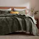 Velvet Quilt Set Full/Queen Size 90''x98'', Lightweight Olive Green Velvet Comforter Set with 2 Matching Shams, Soft Cross Stitch Bedspread Coverlet Bedding Set for All Season