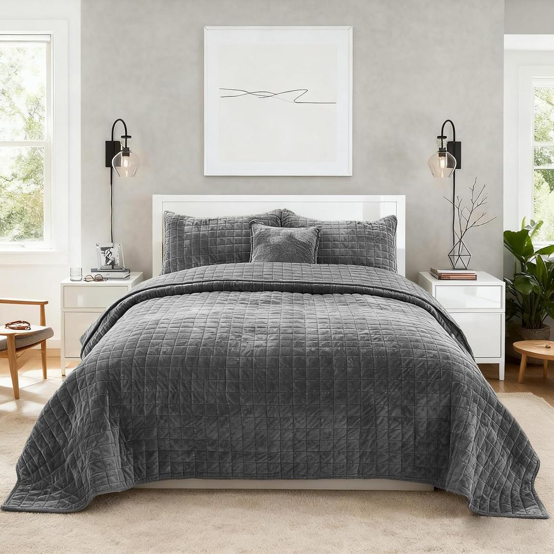 Quilt Set King Size 98x106 Luxurious Velvet Bedding Sets with 2 Pillow Shams 20x36 3 Pieces Ultra Soft Quilted Bedspread Coverlet Comforter for All Season,Gray