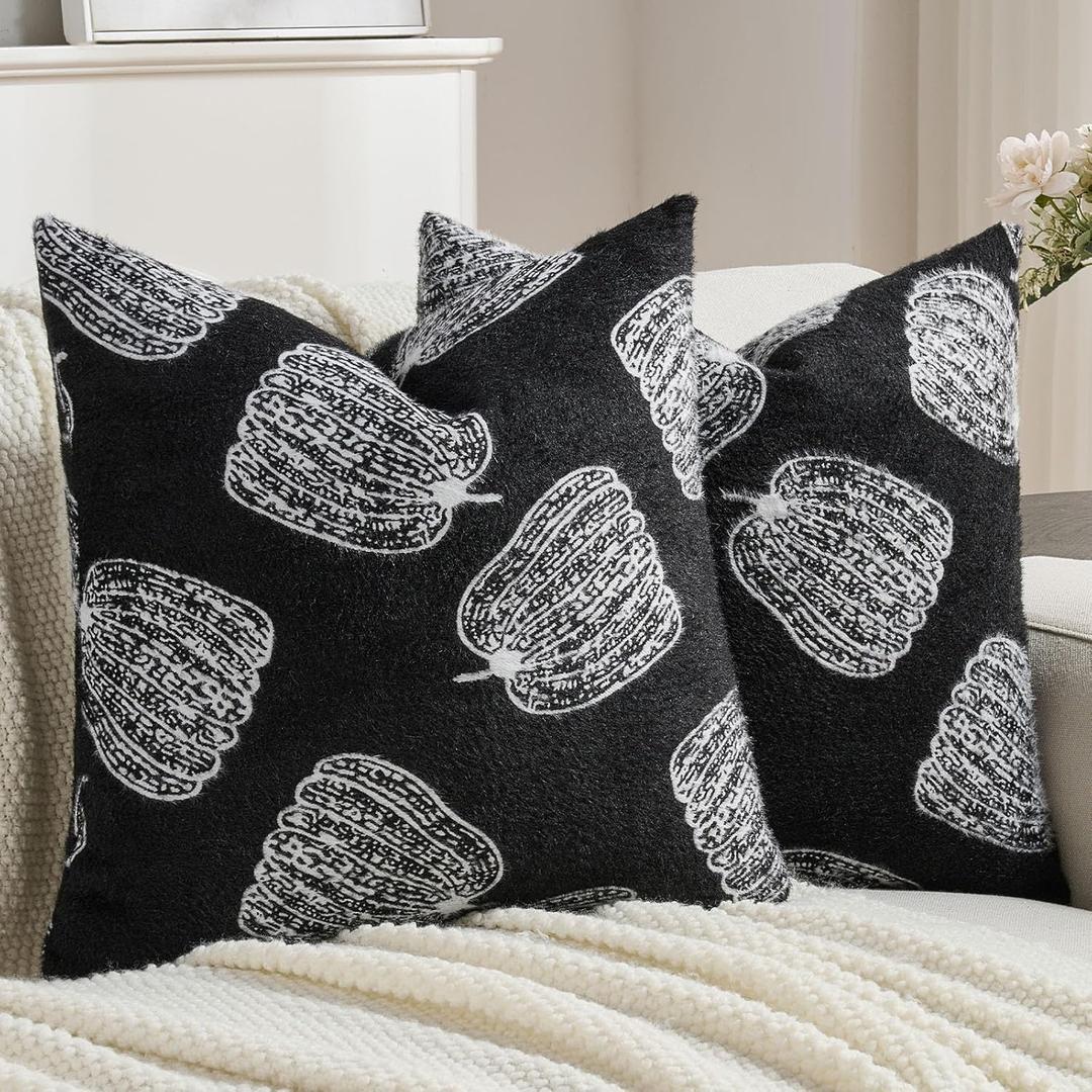 FUTEI Fall Pumpkins Throw Pillow Covers 18x18 Inch Set of 2,Soft Faux Cashmere Cushion Case for Autumn Thanksgiving Holiday Home Decorations