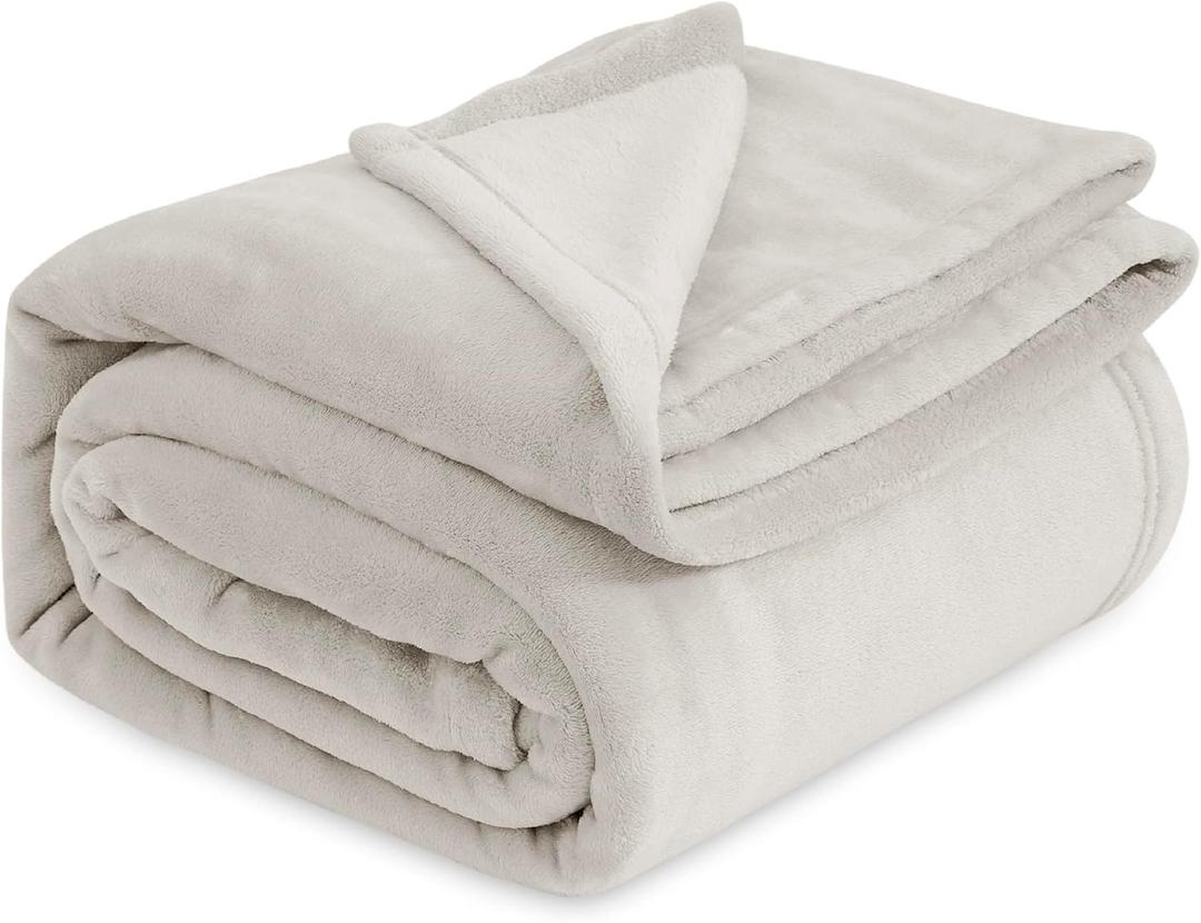 Bedsure GentleSoft Fleece Bed Blankets Full Size Linen - Soft Lightweight Plush Fuzzy Cozy Luxury Blanket Microfiber, 84x90 Inches