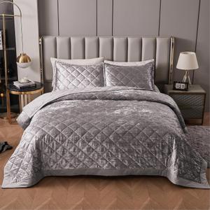 LUCKYBULL Silver Korean Velvet Quilt Set King XL Size (104x96 inch), 3 Pieces Luxury Textured Soft Bedspread with 2 Pillowcases, Reversible Coverlet Set for All Season (King XL (104x96 in))