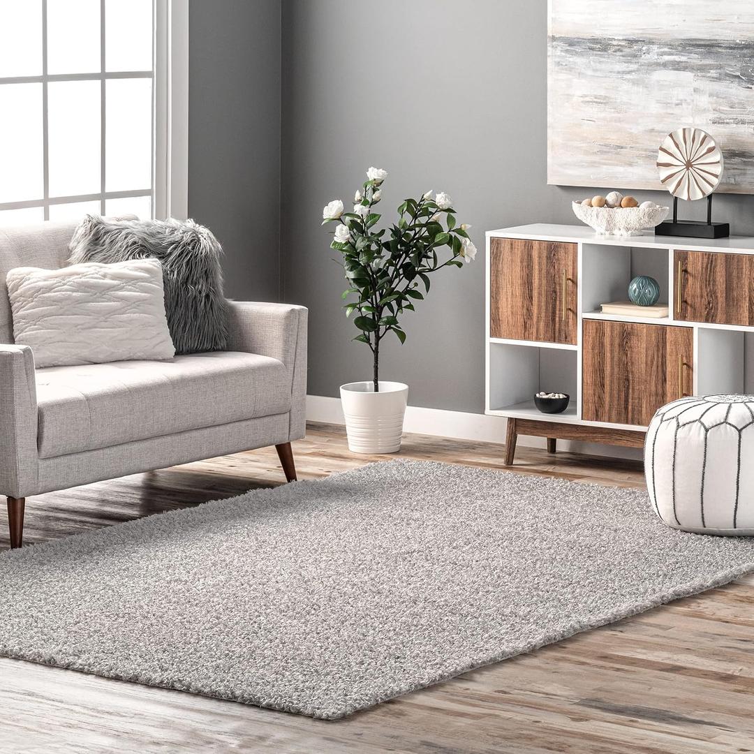 nuLOOM Marlow Machine Washable Soft Shaggy Faux Sheepskin Accent Rug, 3x5, Light Grey