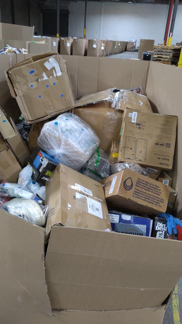 Pallet Of Salvage Items