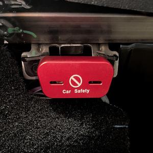 JUTA OBD2 Lock Aluminum Alloy Material OBDII Socket Locking Device Vehicle OBD Port Protection - Red