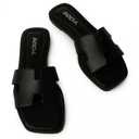 Soda KNIT FLAT SANDAL Women – Black (Black, Size 10)