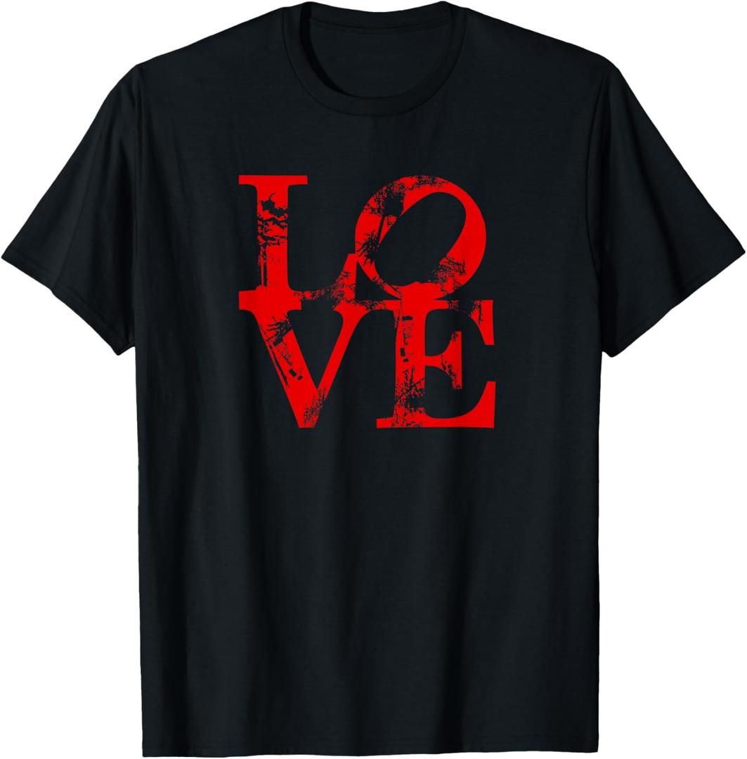 Love Sign Statue in Philadelphia Vintage T-Shirt, Size 4XL