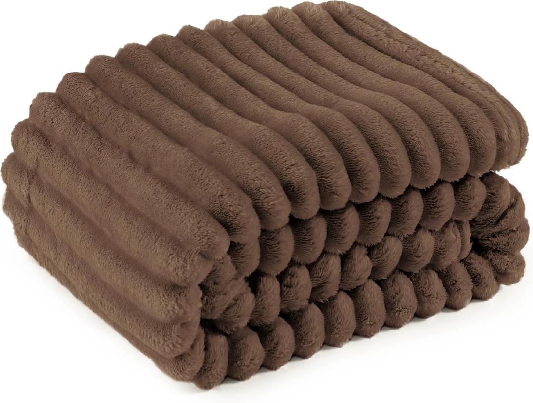 Bedsure GentleSoft Brown Fleece Blanket for Couch - Cozy Soft Blankets for Women, Cute Small Throws for Girls, 50x70 Inches