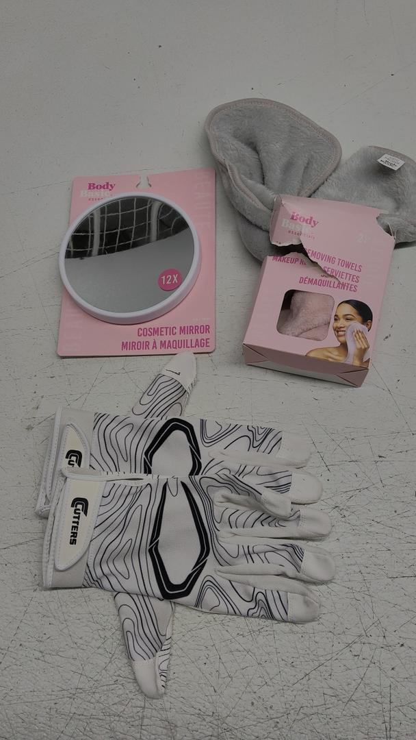 Set Of 3: Makeup Removing Towels, Mirror, Gloves