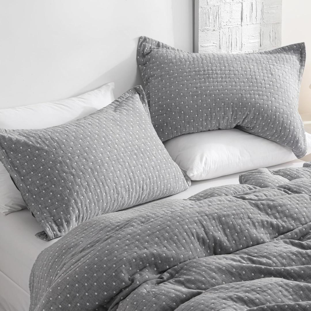NTBAY Cotton Standard Pillow Shams, 3 Layer Muslin Breathable Soft Thermal Yarn Dyed Sham Covers, 2 Pack 20x26 Oxford Pillowcases with Envelope Closure, Grey Geometric
