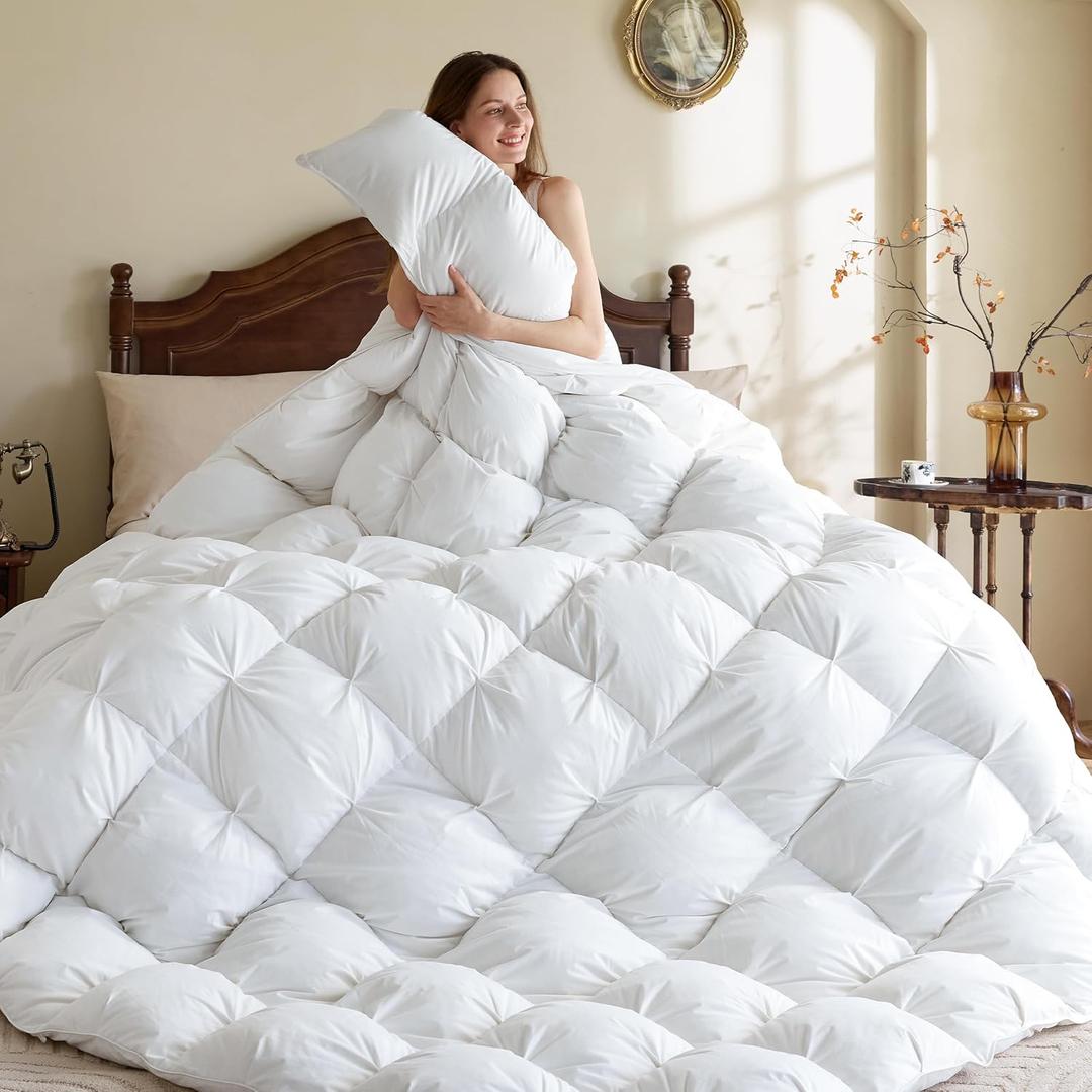 KAKABELL Pinch Pleat Goose Down Feathers Fiber Comforter King Size All Season-Ultra Soft and Cozy Noiseless Duvet Insert with Egyptian Cotton Blend Cover,Fluffy Warm Comforter Insert(White,90"X106")