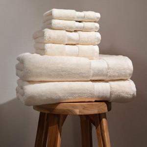 100% Organic Cotton Bath Towel Set | Bathroom Luxury Towel Set of 6 | GOTS Certified | Hotel Premium Towels | 700 GSM | 2 Bath Towels 30 x 56 | 2 Hand Towels 16 x 30 | 2 Wash Cloths 13 x 13 | Ivory (6-Piece Towel Set)