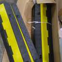 VEVOR Cable Protector Ramp, 5 Packs 2 Channels Speed Bump, Rubber Modular Humps Rated 11000 LBS Load Capacity, Protective Wire Cord Ramp Driveway Rubber Traffic Speed Bumps Cable Protector