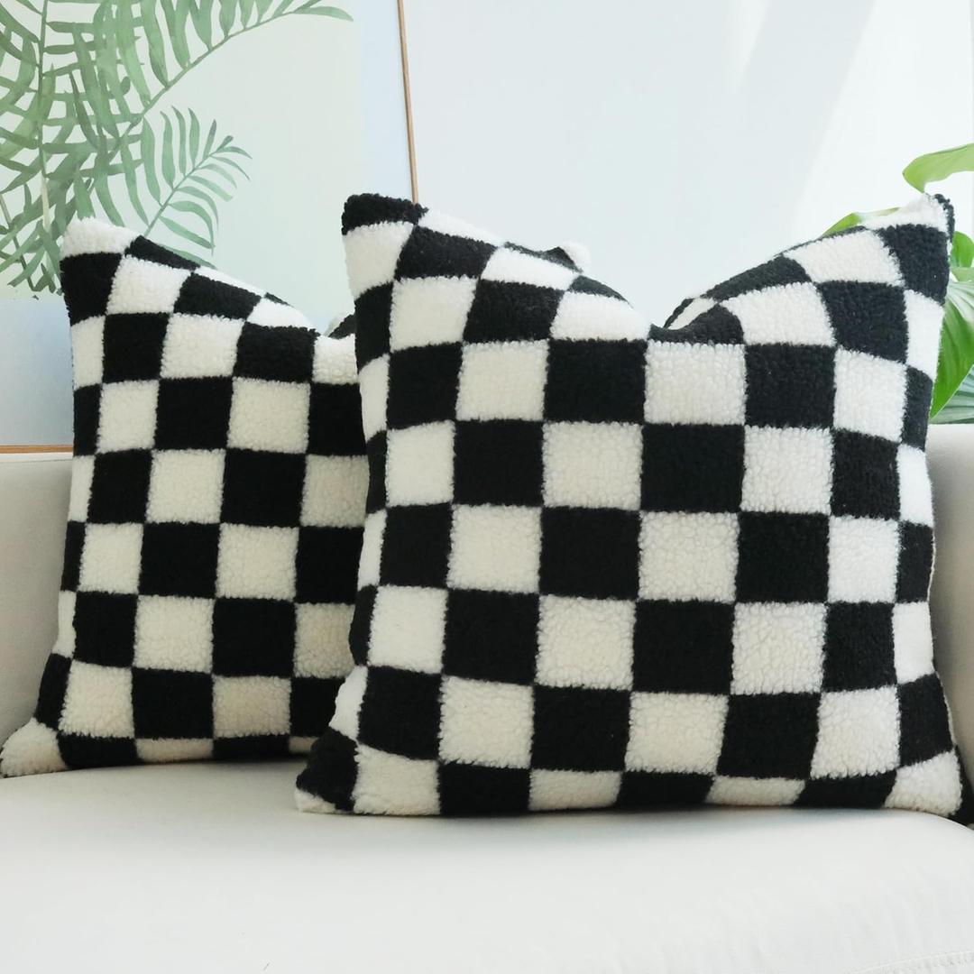 JOJUSIS Decorative Throw Pillow Covers Luxury Style Checkerboard Pattern Cushion Case Super Soft Faux Fur Wool Pillowcases for Couch Bedroom Pack of 2 (Black, 20 x 20-Inch)