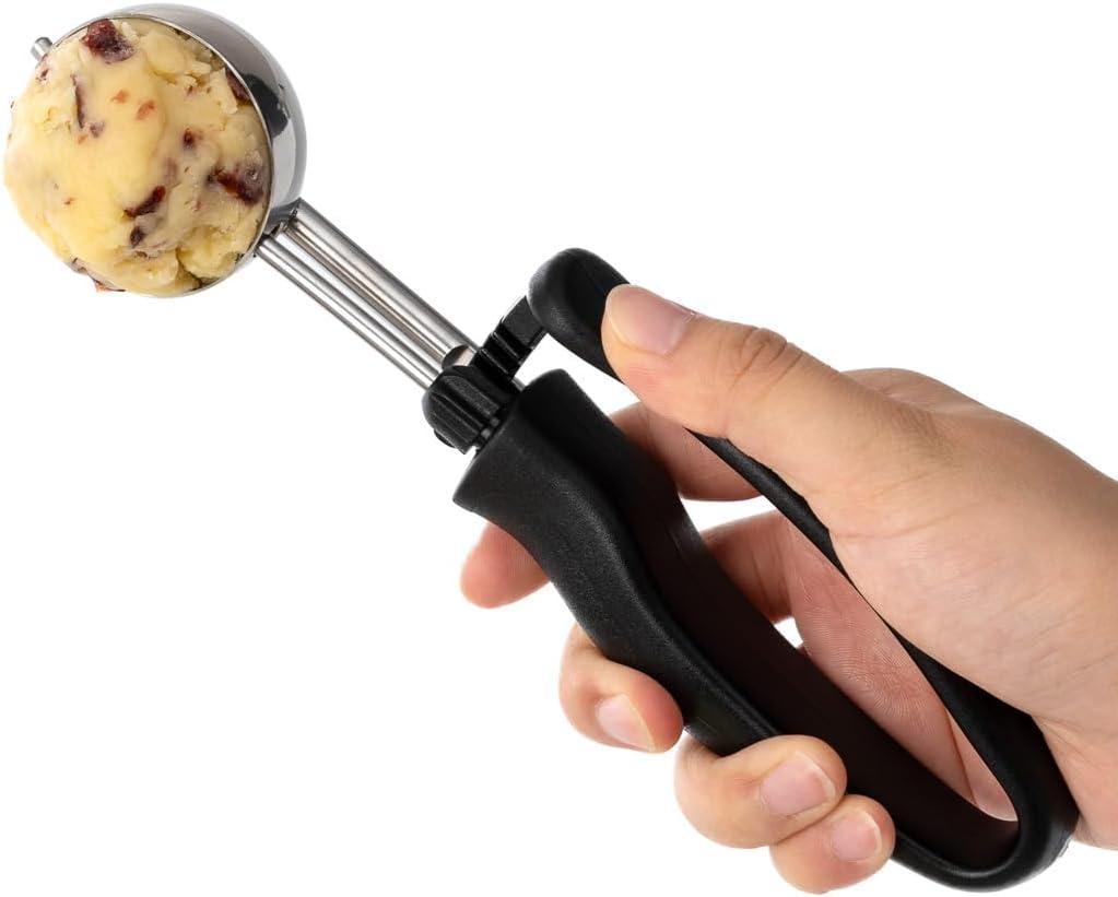 Restaurantware-1.3 Ounce Portion Scoop, 1 Ambidextrous Stainless Steel Disher - Built-In Blade, Ergonomic Handle, Black Stainless Steel Disher Scoop, Comfortable Grip, For All Types Of Ingredients
