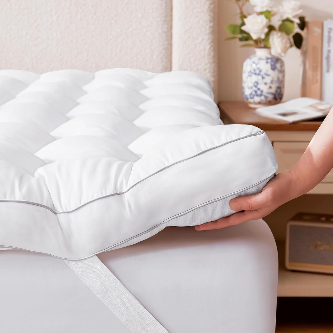 Decroom 3 Inch Memory Foam Mattress Topper Queen for Back Pain Relief, Filled with Breathable Memory Foam Pillow Topper Soft Fluffy Supportive Bed Mattress Pad, 80x60x3 in (White)