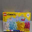 LEGO Classic Magical Transparent Box - Preschool Learning Toy for Boys and Girls, Ages 5+ - Birthday Gift for Kids - Beginner Construction Set - Colorful Building Bricks Toy - 11040