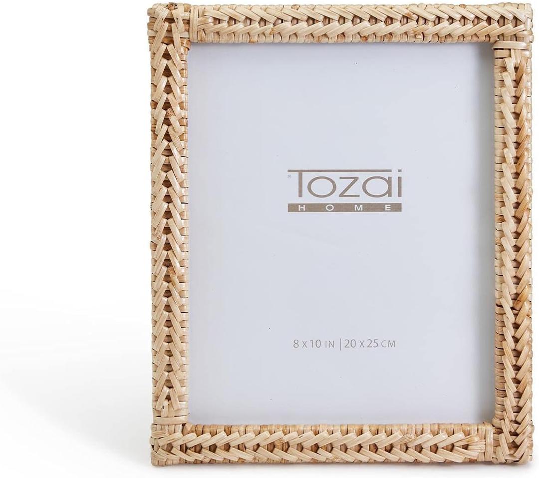 Tozai Amanpulo Woven Rattan 8" x 10" Photo Frame (hangs or stands Tozai Amanpulo Woven Rattan 8" x 10" Photo Frame (hangs or stands