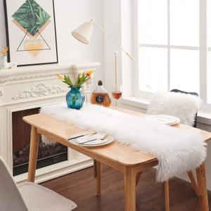 Table Runner, Modern Small White Fur Table Runner for Party Birthday Christmas Friendsgiving Wedding Dinning Table, Decorative Rug Luxury Faux Fur Runner for Table (11.8x70.8 inch)