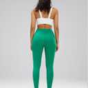 MCEDAR Compression Leggings No Front Seam for Women 25" with Pocket High Waisted Tummy Control Yoga Pants (Green, M)