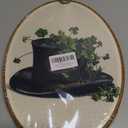 Hxlac Shamrock Hat Oval Wall Art Framed, Vintage St Patrick’s Day Irish Oval Wall Decor, Farmhouse Spring Hanging Canvas Prints Wall Sculptures for Home Living Room Bedroom Decor, 8.5x11.5 Inch