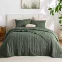Bedsure 100% Cotton Quilt Set, Lightweight King Bedspread, Olive Green Cozy Bedding Coverlet 3-Piece with Pillow Shams in Geometric Pattern for All Season, 106x96 inches, 100% Cotton Voile