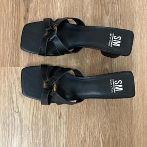 Women's Black Mules
SM New year 7,5