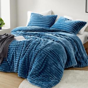 King Comforter - GentleSoft 3 Pieces Double-Side Fleece Fluffy Teal Comforter Set, Cozy Striped Room Decor Aesthetic, Luxury King Size Bedding with 2 Pillowcases, 104x90 Inches