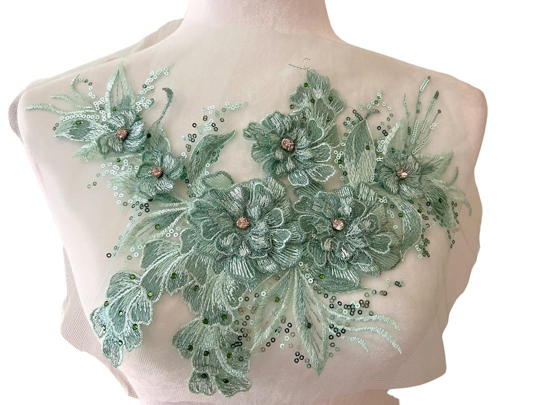 PEPPERLONELY 3D Beaded Flower Sew on Embroidered Lace Applique Wedding Dress Bride's Gown Headdress Adornment DIY Patch Clothing Accessories, 13.5 x 8.5 Inches, Green