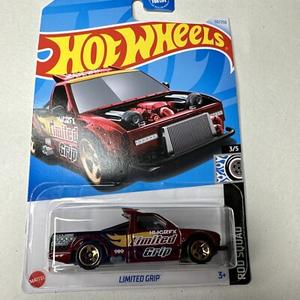 Hot Wheels 2000GT-R LBWK, 1:64 Scale Die-Cast Car, Silver, 191/250