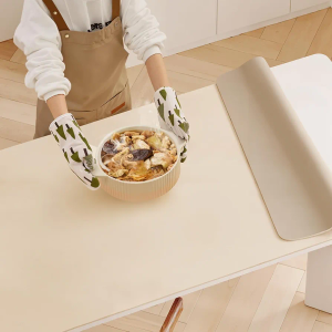 LifeSculptin Super Wipe Clean 36"x60" Heat Resistant Table Pad Cover for Rectangular Dining Tables - Silicone Leather Table Protector, Waterproof Stain-Resistant Table Pads (Beige & Cream 36" x 60")