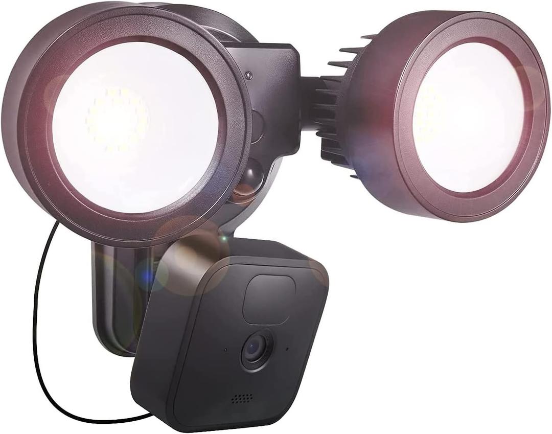 Wasserstein 3-in-1 Floodlight, Charger & Mount - Compatible with Blink Outdoor/XT1/XT2 (Camera NOT Included) Wasserstein 3-in-1 Floodlight, Charger & Mount - Compatible with Blink Outdoor/XT1/XT2 (Camera NOT Included)