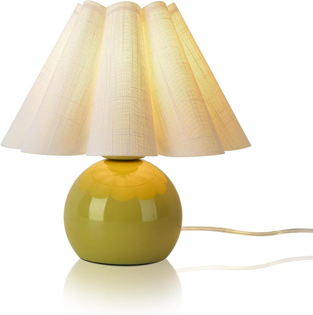 Green Small Bedside Mini Table Lamp for Bedroom, Cute Bedroom Lamps for Nightstand, Cute Mini Table Lamps for Small Spaces with Scalloped Shade for Kitchen Counter, Bookshelf, Kids Dorm (On/Off Switch)