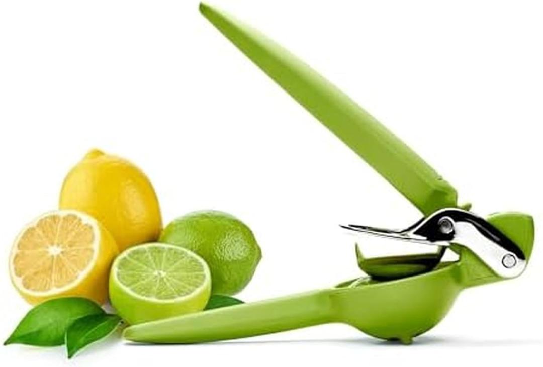 Chef'n FreshForce Lemon Squeezer Citrus Juicer, Manual Hand Press with Dual-Gear Power for Maximum Juice Extraction, Durable, Lime Green (10.25 Inch)