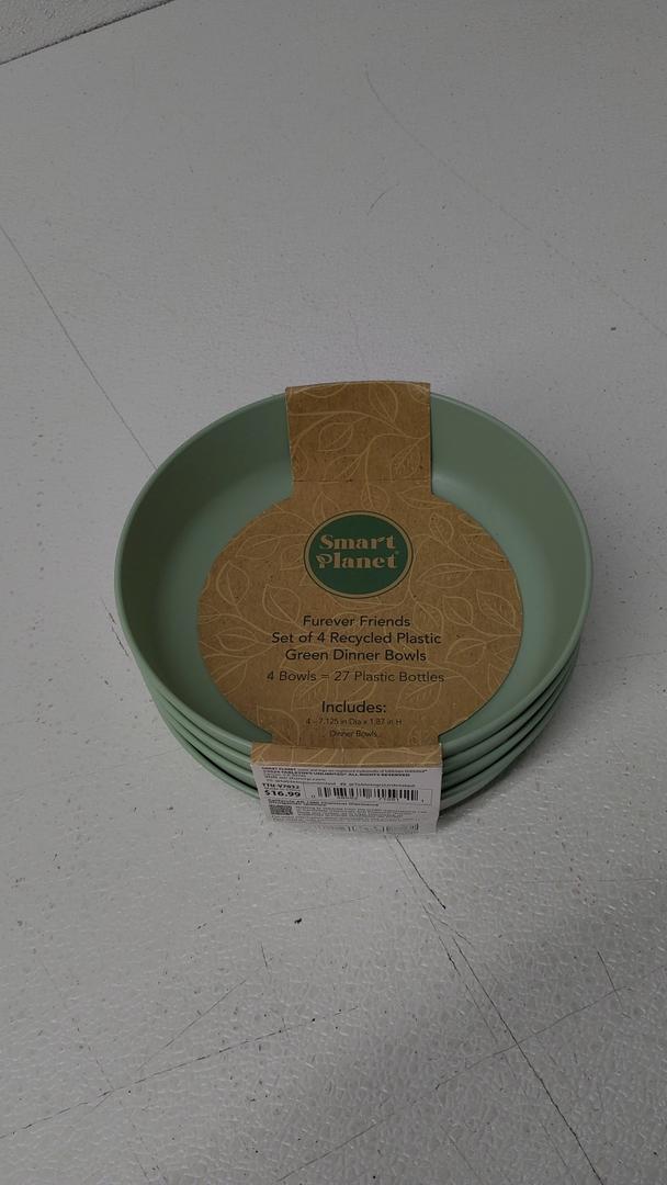 Smart Planet Furever Friends Set of 4 Recycled Plastic Green Dinner Bowls, 4 Bowls