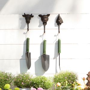 SOFFEE DESIGN Set of 3 Vintage Metal Farmhouse Wall Hooks, Heavy Duty with 3D Farm Animals Head Rooster Pig Cow Goat