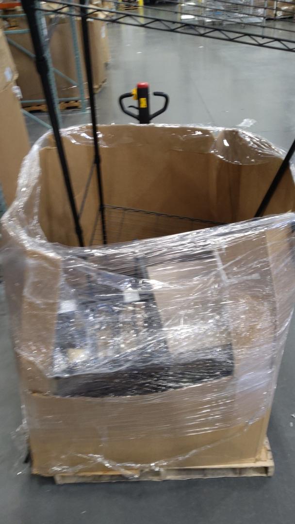 Pallet of Salvage Items