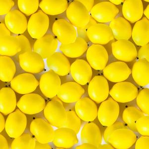 Cindeer Fall Fake Lemon Fake Fruit Faux Yellow Lemon Decor Lifelike Simulation Artificial Fruit for Party Table Summer Kitchen Vase Filler Wreath Garland Photography Decoration(3.1 x 2.1 Inch, 100 Pcs)