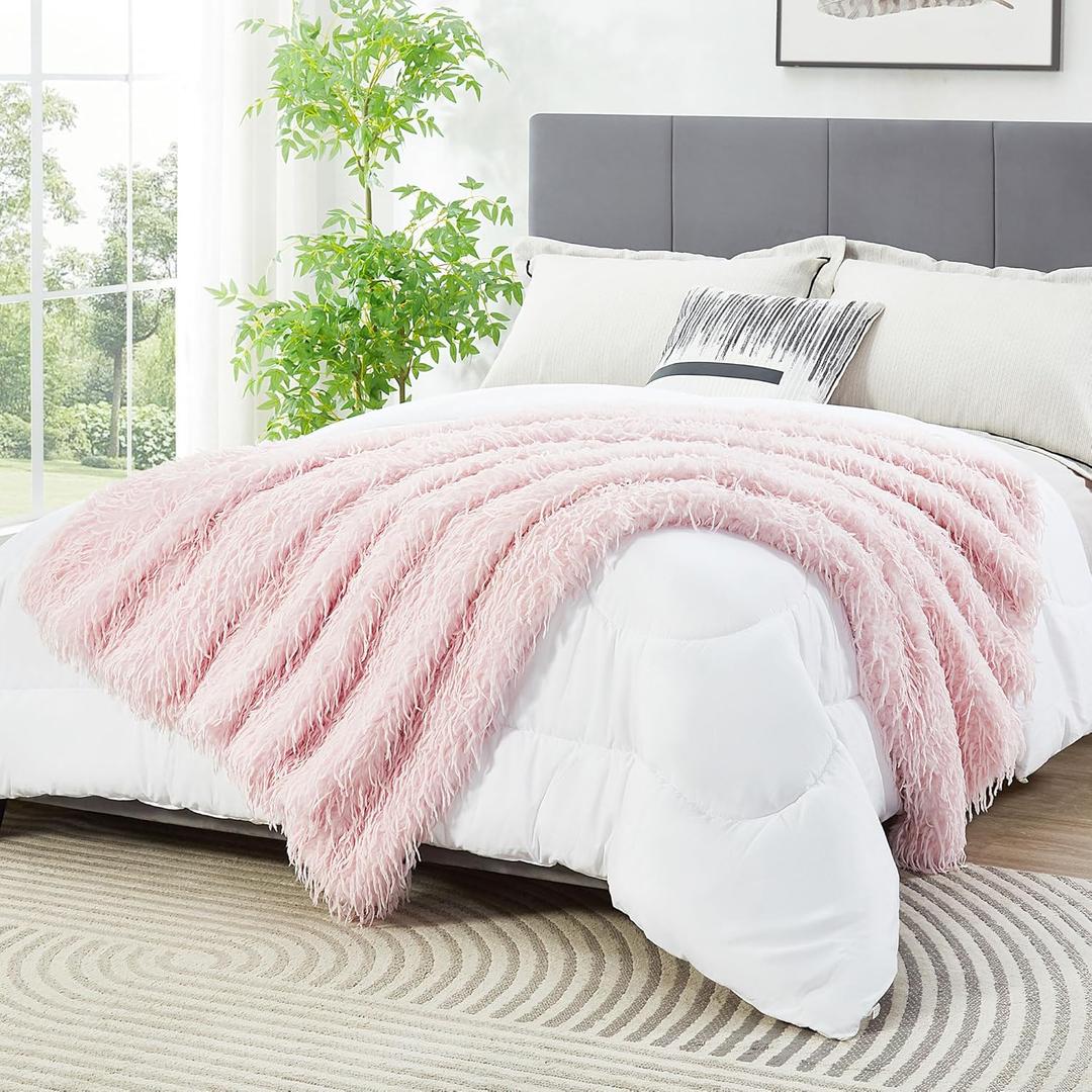 DREAMNINE Decorative Oversized 850GSM Plush Fluffy Feather Faux Fur Throw Blanket 60" x 71",Soft Long Shaggy Fuzzy Blankets, Double Sided Warm Elegant Furry Blanket for Valentine Gift, Twin Size, Pink